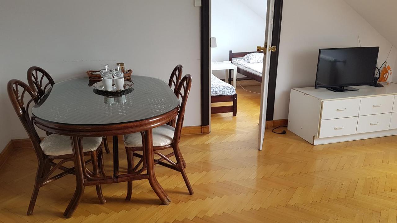 Green Wood Apartament Stara Ochota Varsovia Exterior foto