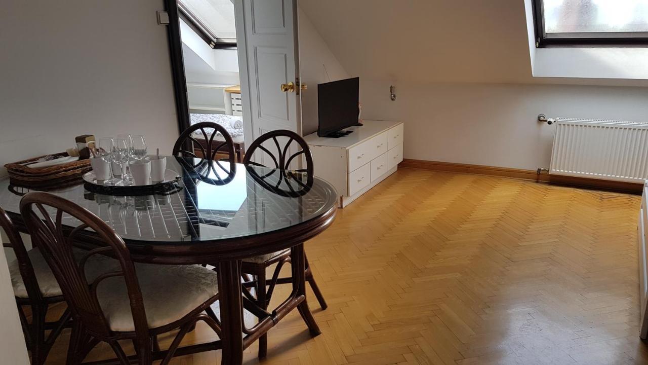 Green Wood Apartament Stara Ochota Varsovia Exterior foto