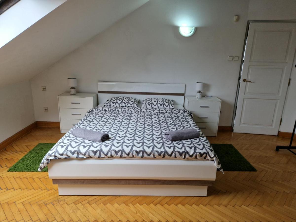Green Wood Apartament Stara Ochota Varsovia Exterior foto